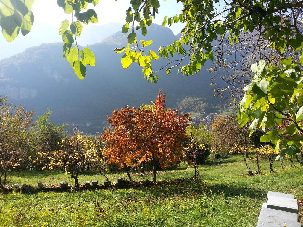 Casa Calvola Holiday Home Tenno Exterior photo